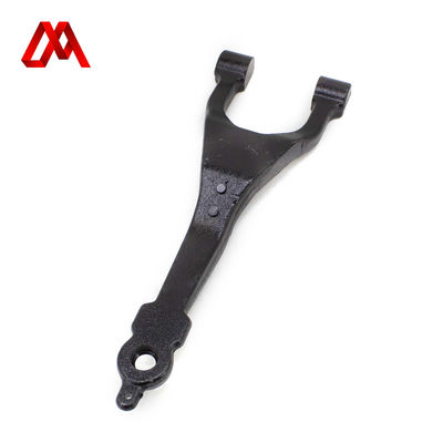 Clutch Fork for ISUZU ELF – IZUMI Auto Parts | Heavy-Duty Transmission Component