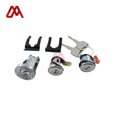 8-94332441-0 8943324410 ISUZU NHR NKR 100P ट्रक सहायक उपकरण के लिए पूर्ण कार लॉक किट
